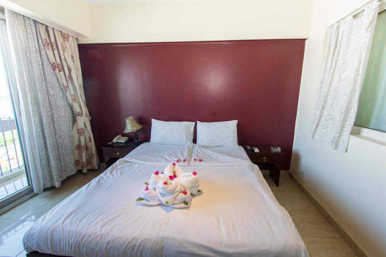Philae Hotel Aswan Exterior photo
