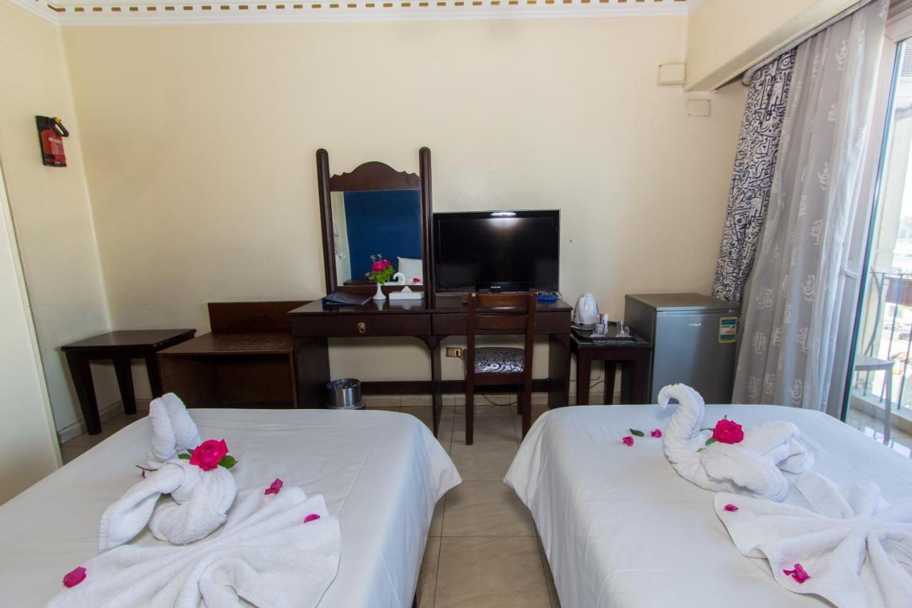 Philae Hotel Aswan Exterior photo